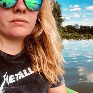 Meet your Posher, Ashley